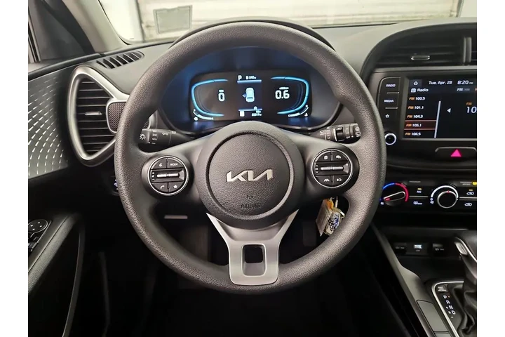 $17998 : Kia Soul 2025 LX 4dr Crossov image 10