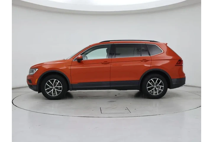 $17998 : Volkswagen Tiguan 2019 SE 4d image 3