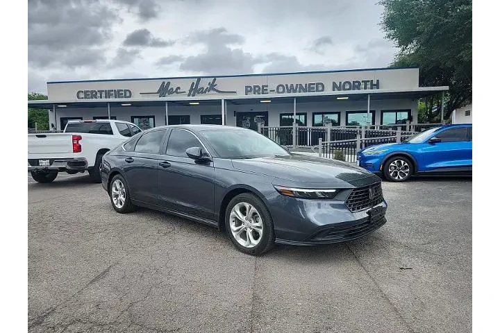 $28395 : Honda Accord 2024 LX 4dr Sed image 1