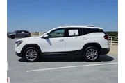 $29998 : GMC Terrain 2024 AWD SLT 4dr thumbnail
