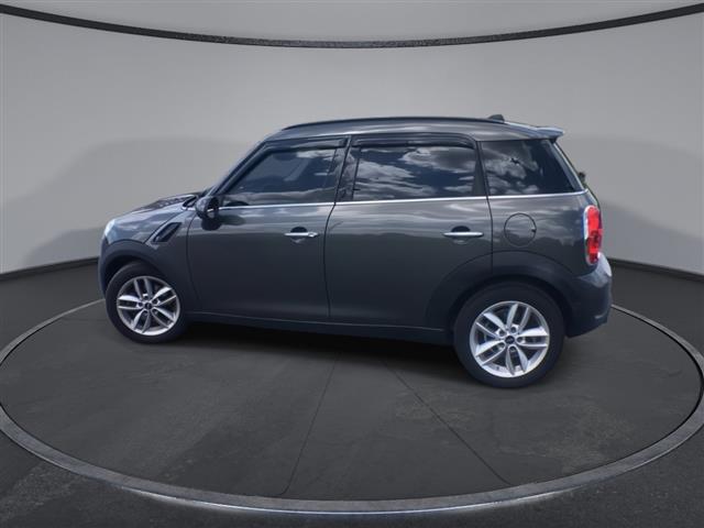 $9400 : PRE-OWNED 2014 COOPER COUNTRY image 6