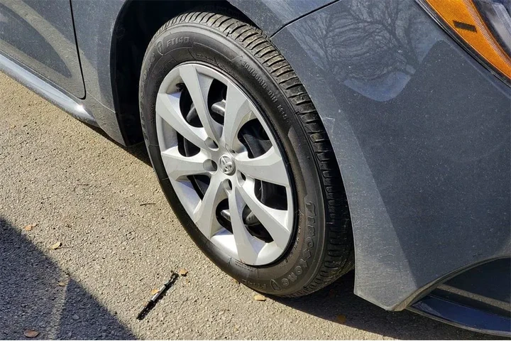 $21991 : Toyota Corolla 2025 LE 4dr S image 4