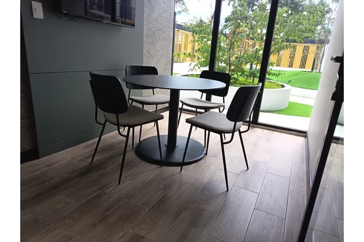 $1 : Apartamento en renta zona 12 image 3