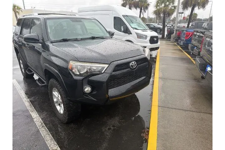 $27500 : Toyota 4Runner 2018 4x2 SR5 image 1