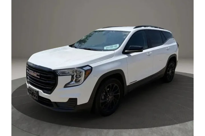 $25500 : 2024 GMC Terrain SLE image 3
