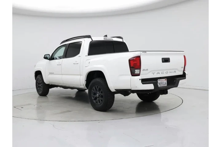 $33998 : Toyota Tacoma 2021 4x4 SR5 V image 2