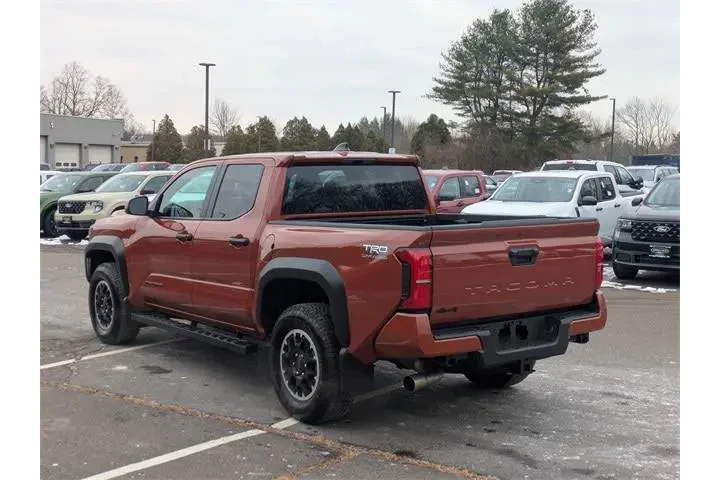 $39836 : Toyota Tacoma 2025 4x4 SR5 4 image 5