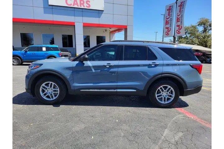 $35800 : Ford Explorer 2025 Active 4d image 6