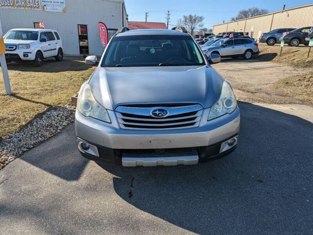 $5990 : 2010 Outback 2.5i Limited image 10