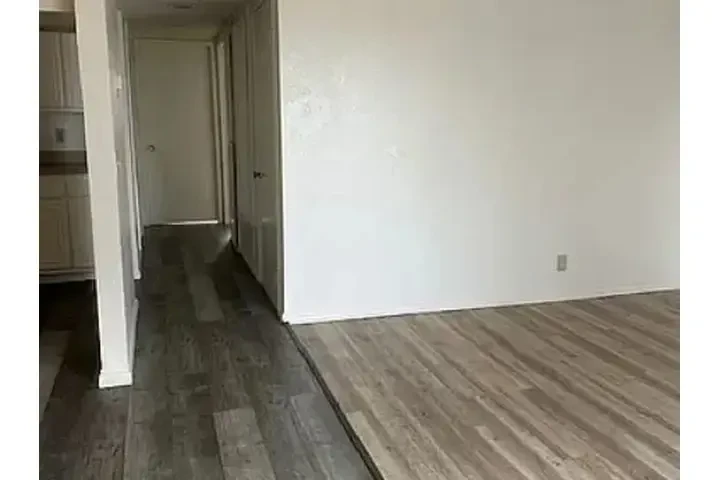 FALLBROOK APARTAMENTO image 5