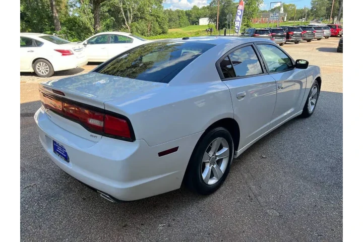 $9999 : 2014 Charger SXT Plus image 6