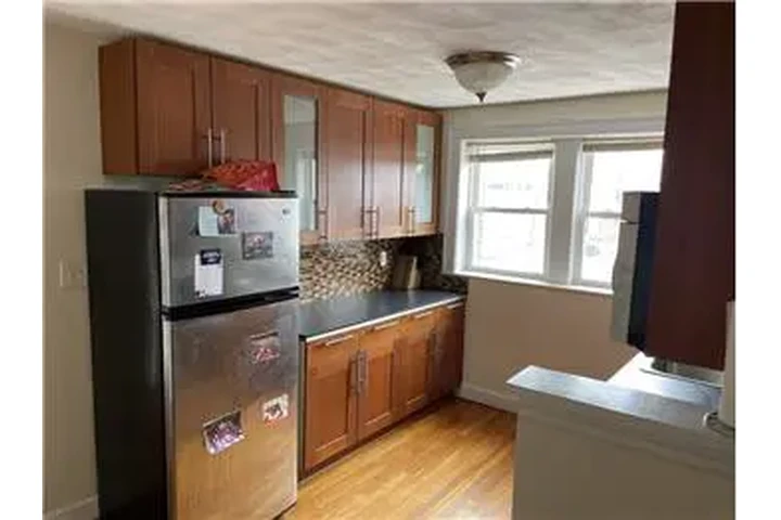 $2700 : Rental property with 0 bedro image 5