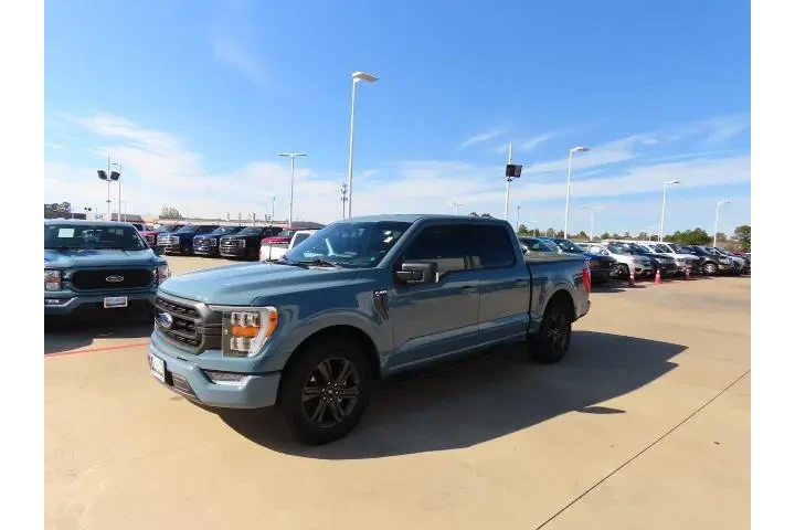 $35999 : Ford F-150 2023 4x2 XLT 4dr image 2