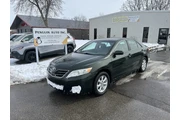 2011 Camry LE en Madison