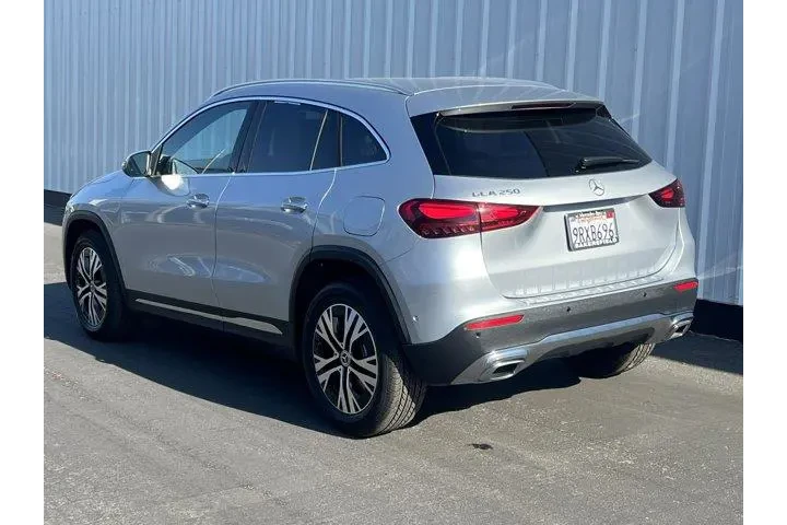 $37994 : Mercedes-Benz GLA 2025 GLA 2 image 4