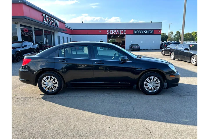 $2980 : 2010 Sebring 4dr Sdn Touring image 1