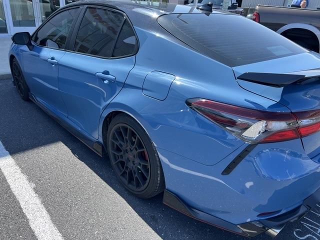 $33799 : PRE-OWNED 2022 TOYOTA CAMRY T image 3