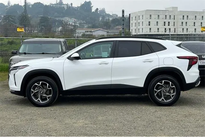 $20290 : Chevrolet Trax 2025 LT 4dr C image 10