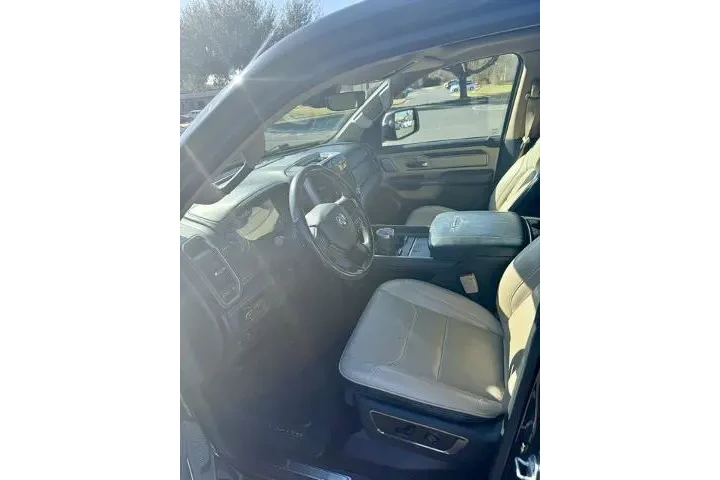 $28594 : Ram 1500 2019 4x2 Limited 4d image 9