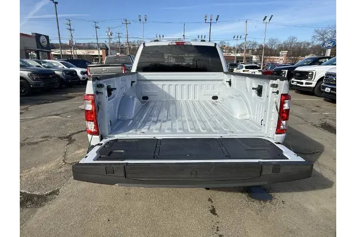 $38988 : Ford F-150 2022 4x4 XL 4dr S image 10