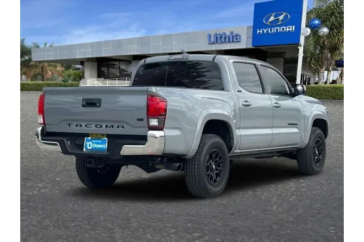 $30499 : Toyota Tacoma 2020 4x2 TRD O image 3