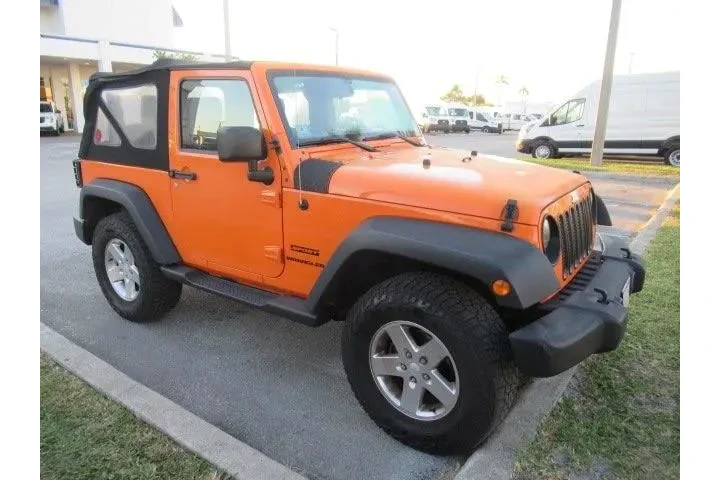 $13911 : Jeep Wrangler 2012 4x4 Sport image 1