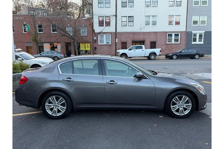 $10995 : 2013 G37 Sedan x image 4