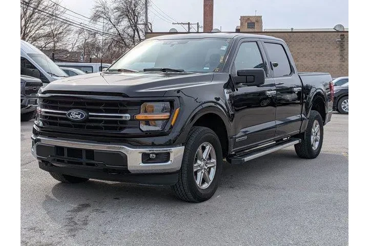 $35694 : Ford F-150 2024 4x4 XLT 4dr image 8