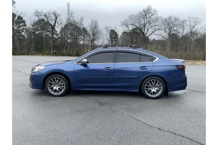 $23500 : 2021 LEGACY TOURING image 5