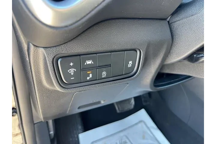 $13614 : Kia Soul 2021 GT-Line 4dr Cr image 8