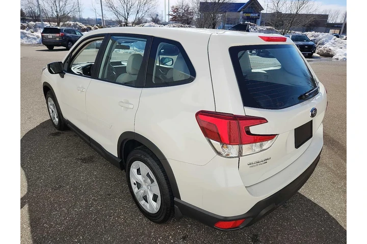 $25995 : Subaru Forester 2024 AWD Bas image 4