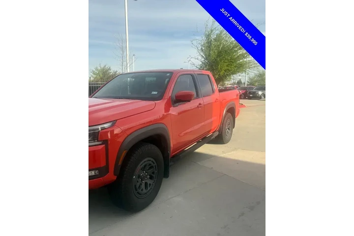 $39995 : Nissan Frontier 2025 4x4 PRO image 1
