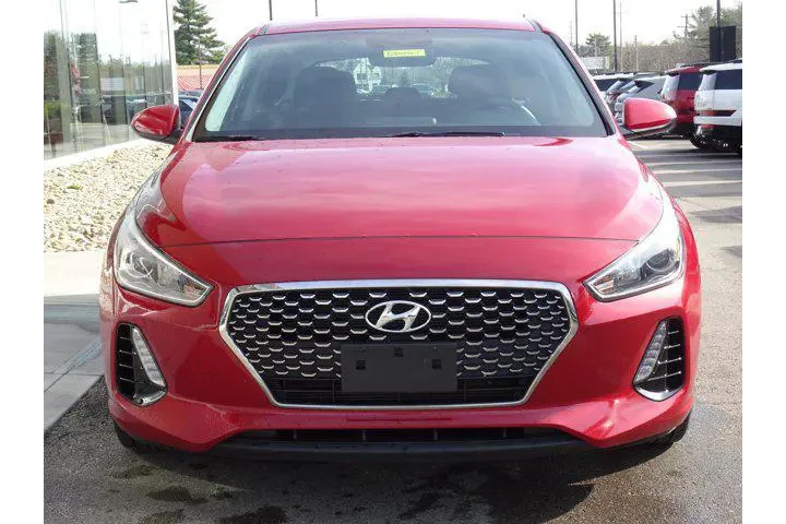 $14459 : Hyundai ELANTRA GT 2019 4dr image 7