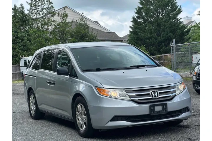 $8990 : 2011 Odyssey LX image 2
