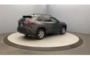 $28495 : Toyota RAV4 2023 AWD XLE 4dr thumbnail