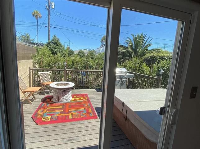 $2000 : HOUSE RENT IN LOS ANGELES CA image 2