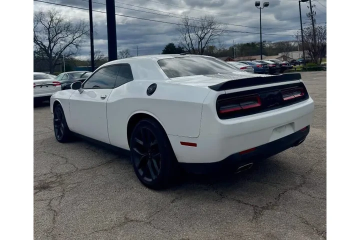 $15900 : 2021 Challenger SXT image 6