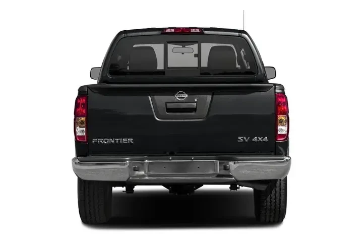 Nissan Frontier 2016 4x4 SV image 8