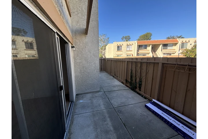 $2600 : Condo for rent Port Hueneme image 9