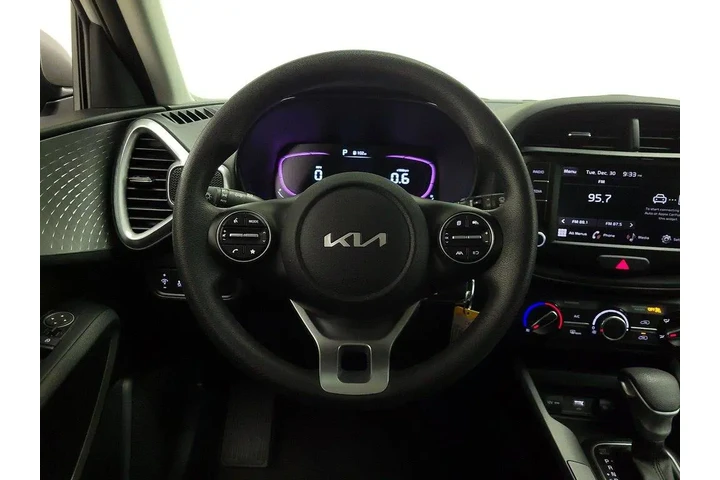 $19998 : Kia Soul 2023 LX 4dr Crossov image 10