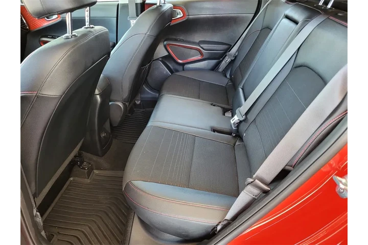 $20699 : 2022 Soul Turbo image 8