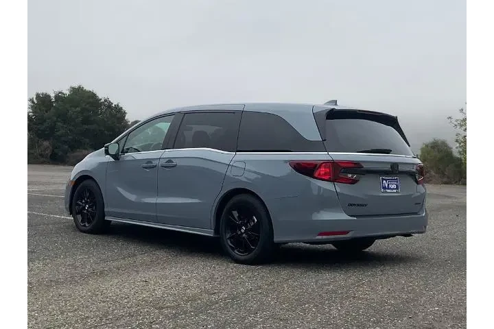 $45888 : Honda Odyssey 2023 Sport 4dr image 4