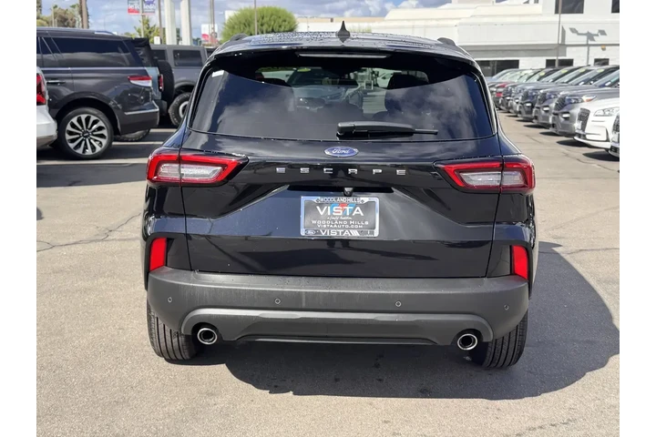 $30935 : Ford Escape 2025 ST-Line 4dr image 8