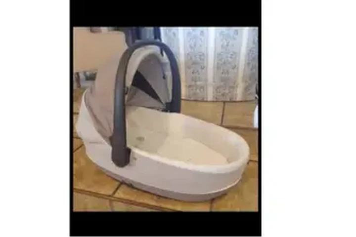 $5000 : Carriola chicco 3 en 1 image 3