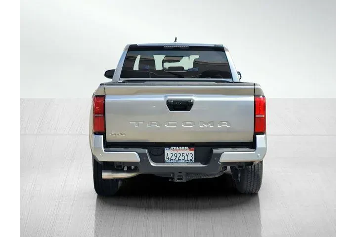 $37365 : Toyota Tacoma 2024 4x4 SR5 4 image 5