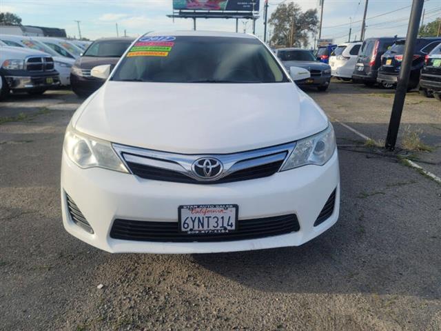 $9999 : 2012 Camry LE image 4