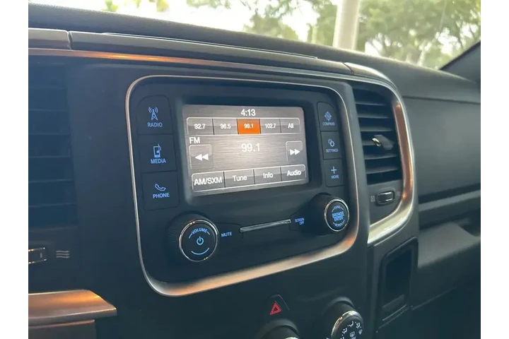 $26744 : Ram 1500 Classic 2024 4x4 Wa image 7