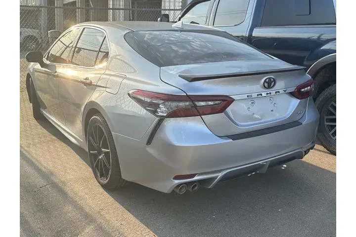 Toyota Camry 2021 XSE 4dr Se image 3