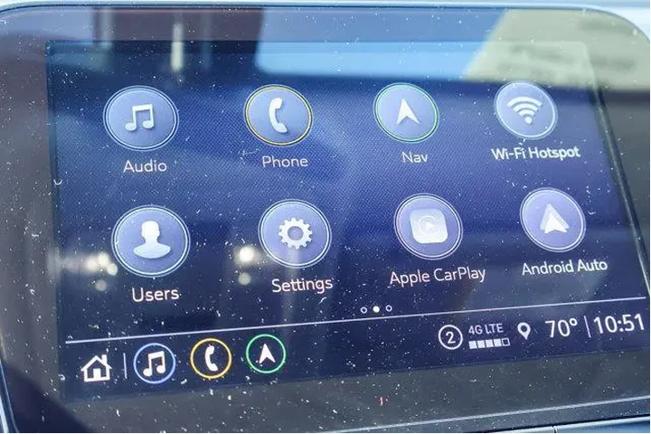 $24000 : Chevrolet Equinox 2023 4x4 P image 4