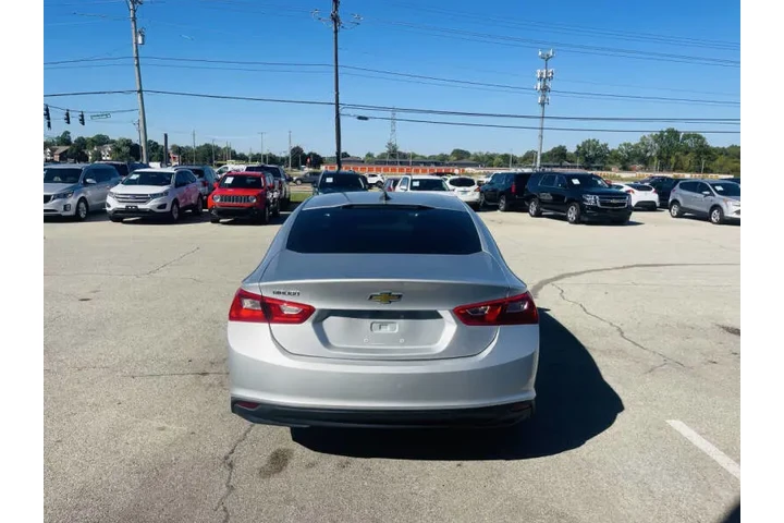 $6999 : 2019 Malibu LS image 6